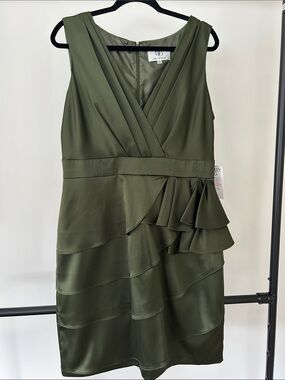 SD Collection Olive Green Sleeveless V-Neck Ruffle Sheath Dress